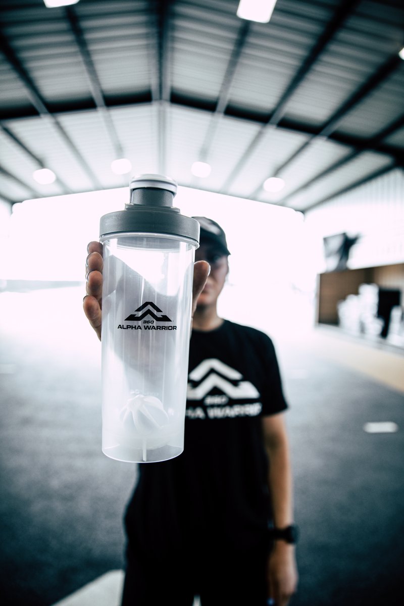 Thinking about do that burpee challenge? 60 seconds could win you this sweet gear. #AWATHOMECHALLENGE #BURPEES (IG and FB only)