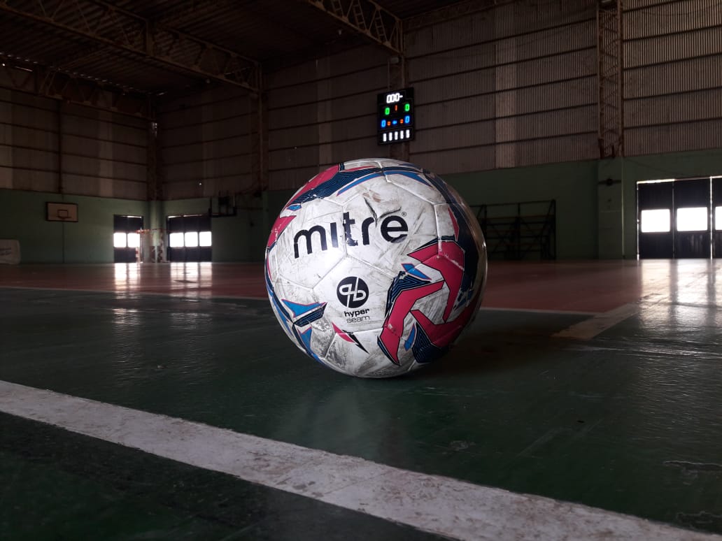 FutsalEnRosario's tweet photo. Es hora de BANCAR a tu Club! 
Hace un esfuerzo! 
No te borres, averigua e incluí el pago por débito! 
Ese es el verdadero aguante! 
Tu club te necesita!
#RosarioCapitalDelFutsal https://t.co/9ka8iAYHDz