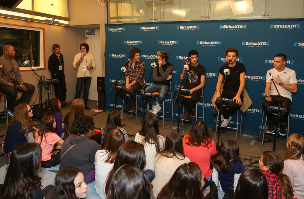 SiriusXMHits1's tweet photo. Good times.... https://t.co/aPMjqJ7Ky6