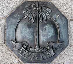 A hint of this can be seen around the base of the statue on Victoria Embankment: a regimental badge, reading “WAFF”, the West African Frontier Force. This marks Trenchard’s service in  #Nigeria 1903-1910.   #BritishEmpire  #history  #Africa