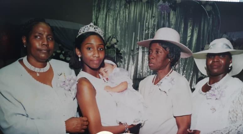 honeyysweeet_'s tweet image. #ThrowbackThursday #fivegenerations ❤️
@BetaGammaNUPES