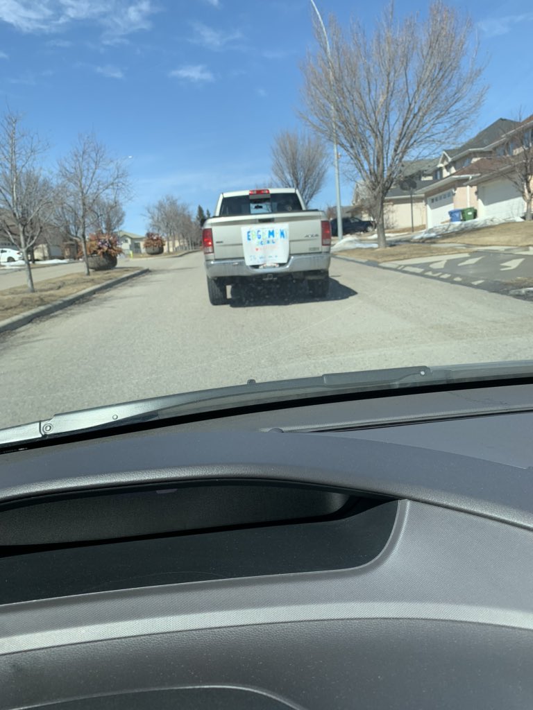 EdgemontMusCBE's tweet photo. @EdgemontMusCBE @EdgemontCBE  It was so great to see so many of you today at the Edgemont teacher’s parade! #EdgemontStrong https://t.co/O2m8t9lQ9r
