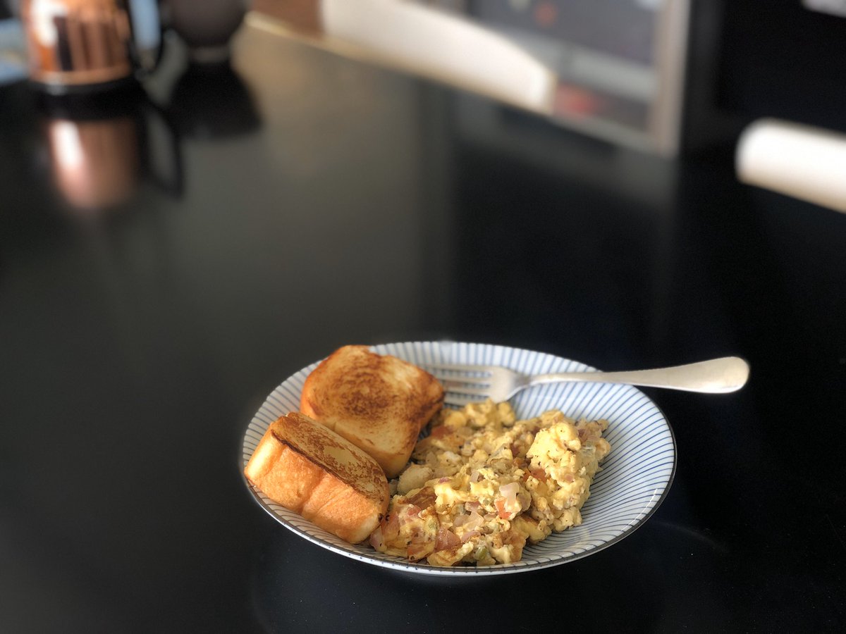 BarshaPanda's tweet photo. Around this time the husband and I would do our first trip of the year. But now, we are locked down in different countries. And the only thing to cheer me up is rustling up some Akuri I learned to make in Bombay, and thick brioche to go with it. #bp #experiences #HowWeGetThrough https://t.co/PNep0UhAg1