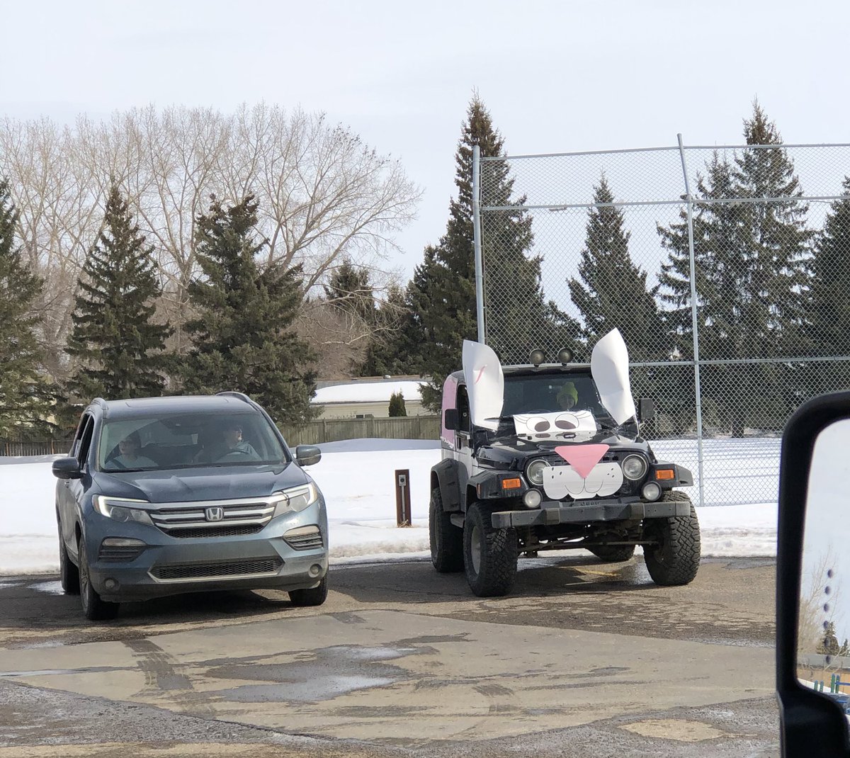 barrcolony's tweet photo. We did a little thing today...spread some Easter cheer to our students. Happy Easter Barr Colony Families! https://t.co/9zfy1EuZjr