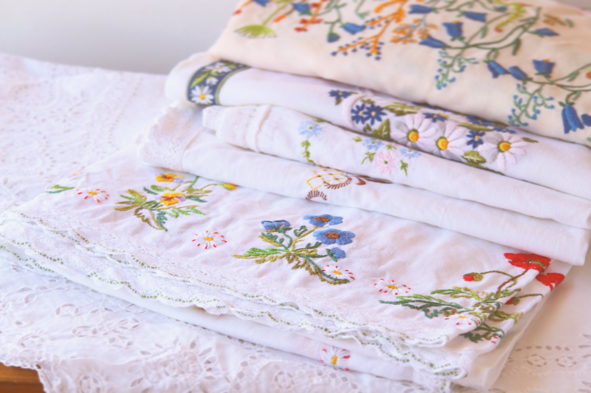 古布　骨董　刺繍　小袖刺繍 金糸刺繍 時代古裂 鬼 天狗｜日本古代布料 鬼与天狗刺绣图