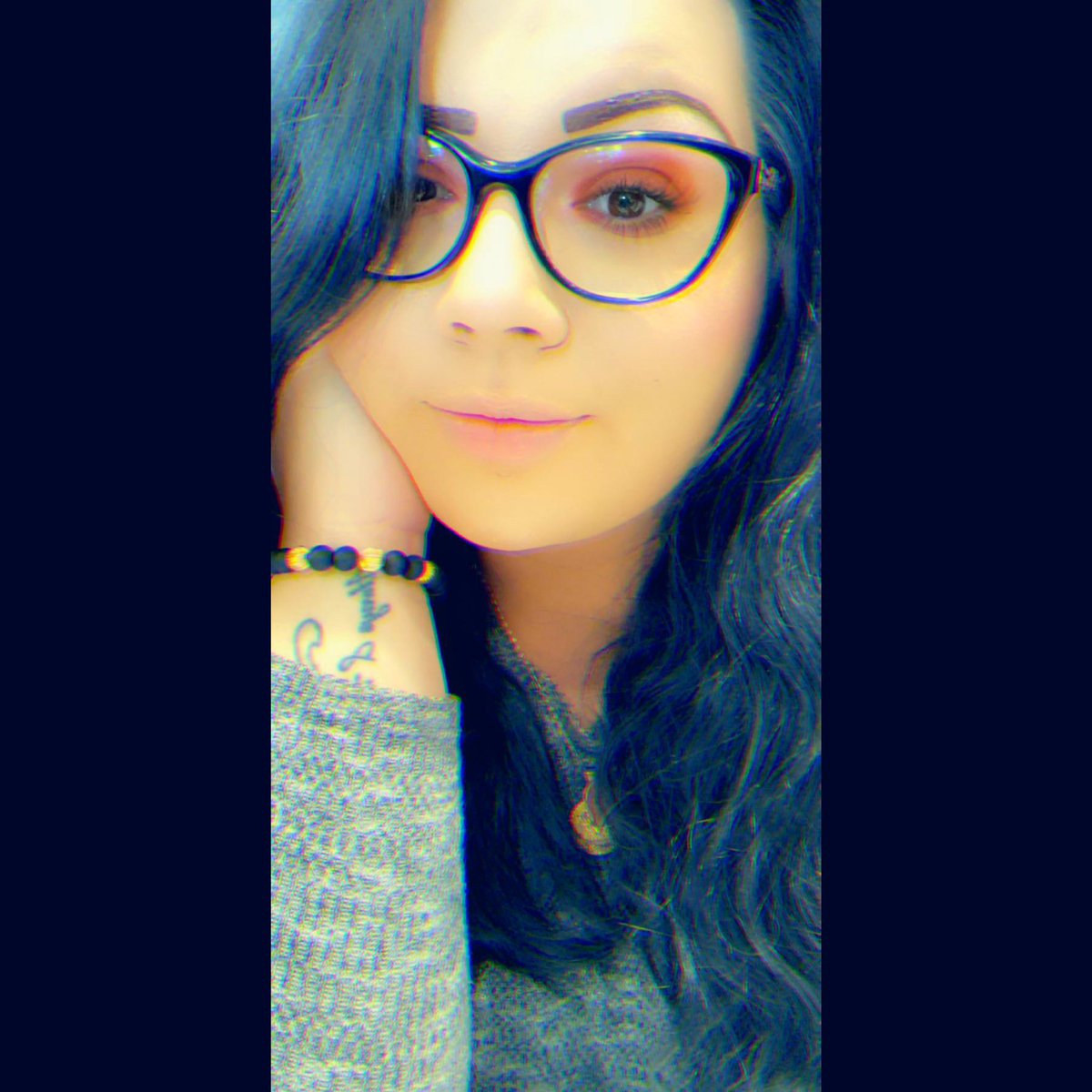 MsJacquelynRae's tweet photo. “And there will be someone that comes along one day and offers you an entire galaxy when you only expected a single planet. “ ♥️🪐 https://t.co/zwffaLEv2X