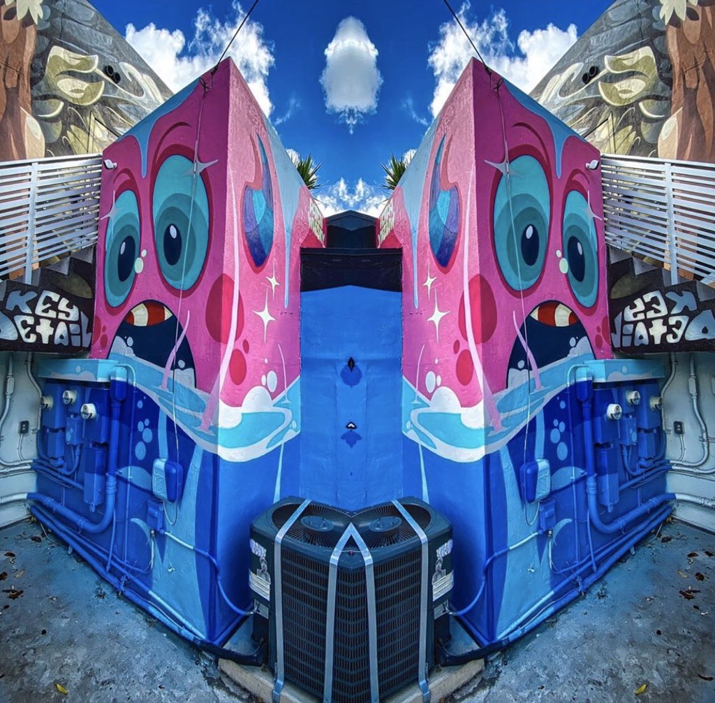 wyn317's tweet photo. Playful mural by @patchwhisky completed while he was in town for the opening of his solo exhibition in November at @wyn317. 📷: @sandroabate #patchwhisky #wyn317 #fineart #wynwood #artdistrict #streetart #artist #art #contemporaryart #charleston #southcarolina #miamiartscene https://t.co/UwCCKegLro