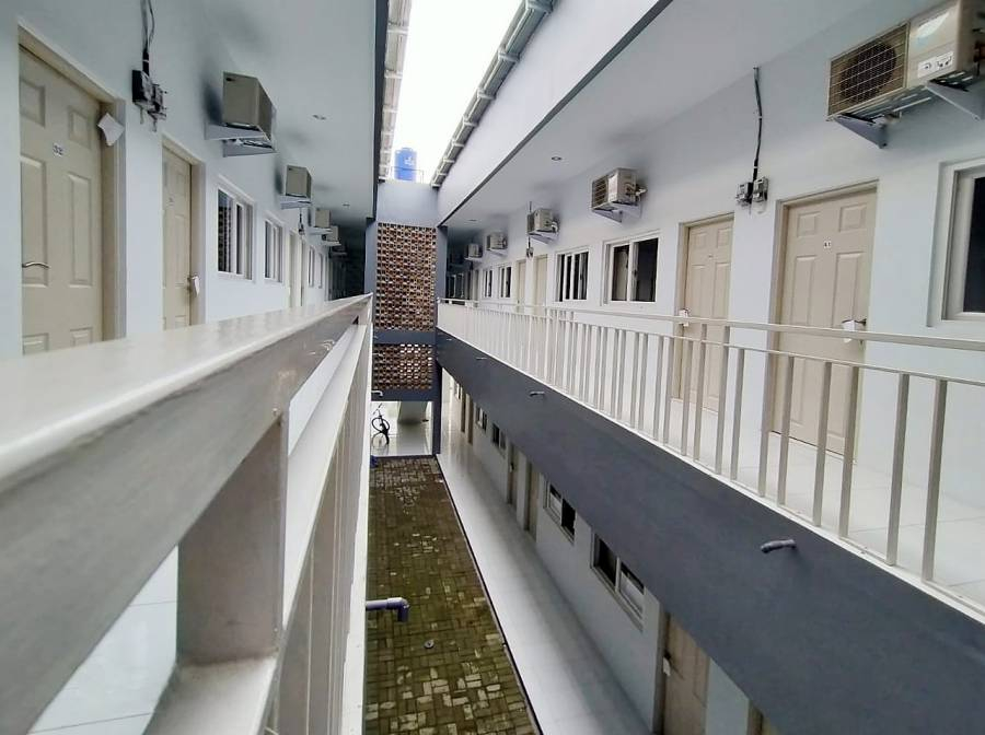 Kost AC Putra Dekat UI Depok - Kost untuk mahasiswa UI Kutek. Bangunan baru dengan harga yang sangat terjangkau. Fasilitas: AC, kamar mandi dalam, perabot lengkap, wifi, parkir luas dan mudah diakses dengan kendaraan kost.co/33759 #kostdepok #kostui #sewakost