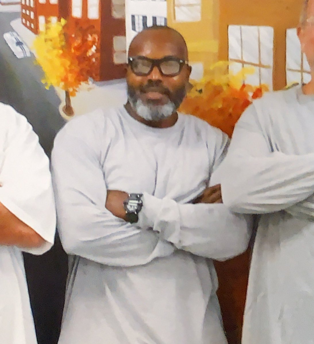 amberpride88's tweet photo. This is my brother and friend, Christopher Hall Sr., or as my kids refer to him, Uncle Chris. He is one of the people #iCARE4 deeply, and my family has concerns for his safety and his life as he tries to remain healthy in an unforgiving environment. @FAMMFoundation https://t.co/MXFUzElYsU