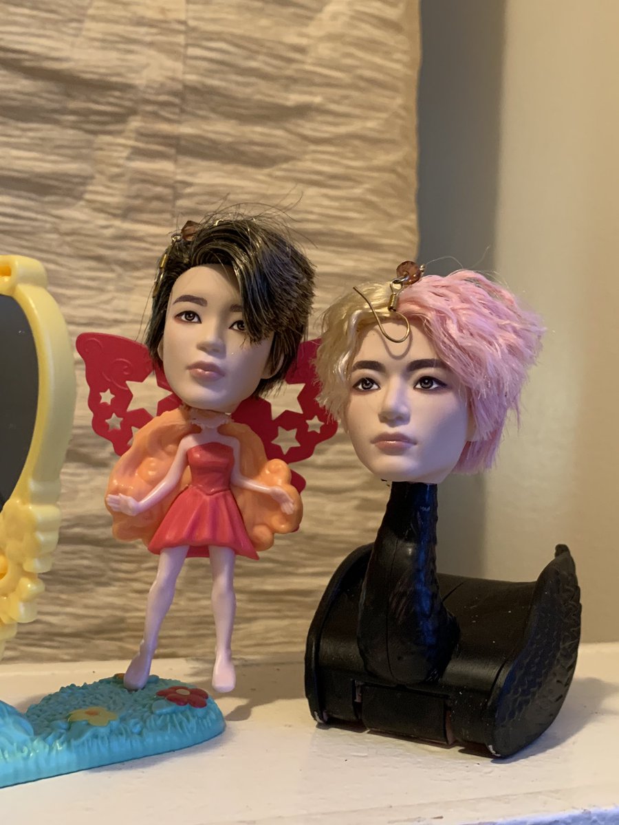 now fairy jimin has a friend and they are also my vmin earrings