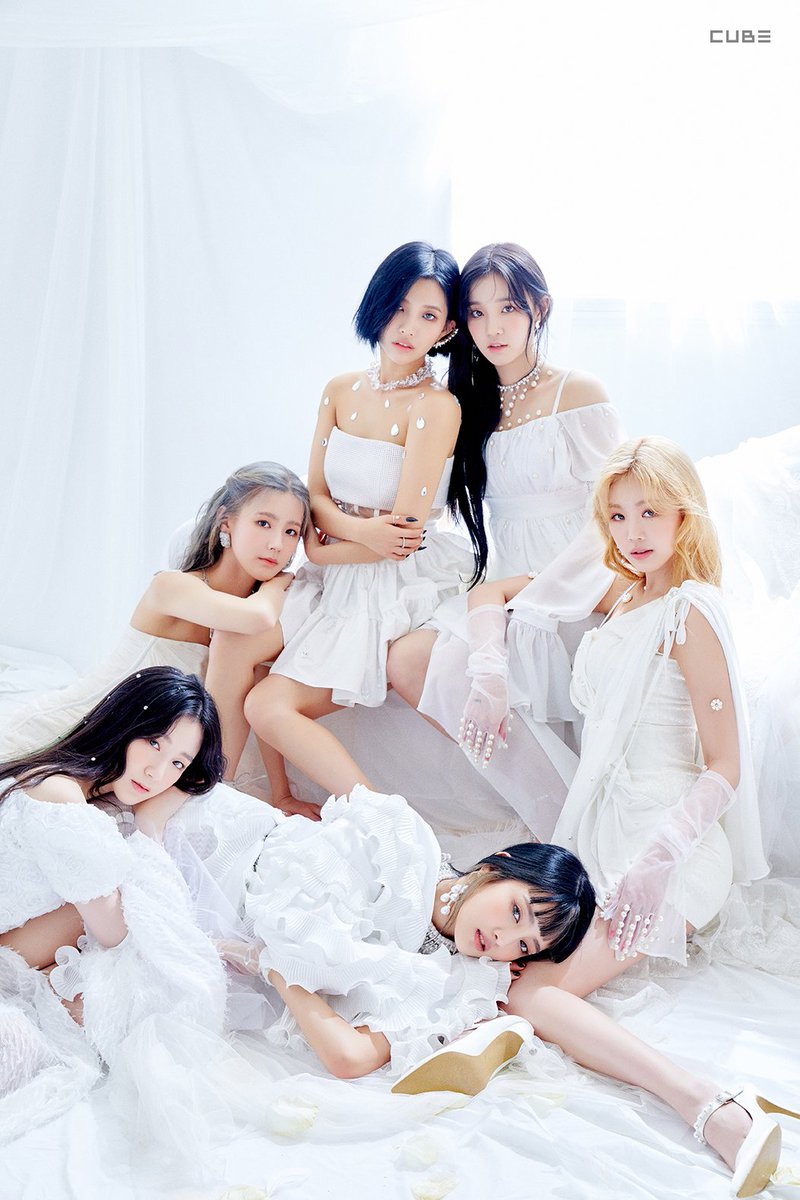 'I Trust' Era — Achievements• Album by a Korean girl group with most #1's on iTunes (58 #1's)• 2nd biggest first day of sales for a girl group on hanteo (91,311)• 1st album by (G)I-DLE to reach #1 on Worldwide iTunes Album Chart  @G_I_DLE