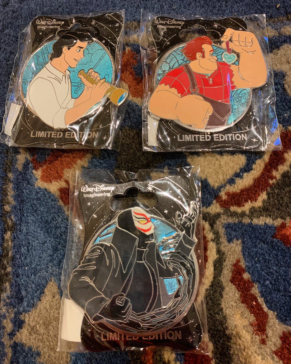 disneykidsblog's tweet photo. Pin mail!!😍😍 #disney #disneykids #disneykidsblog #disneypins #disneypinsblog #wdi #disneyprofile https://t.co/1ebnhQLmCN