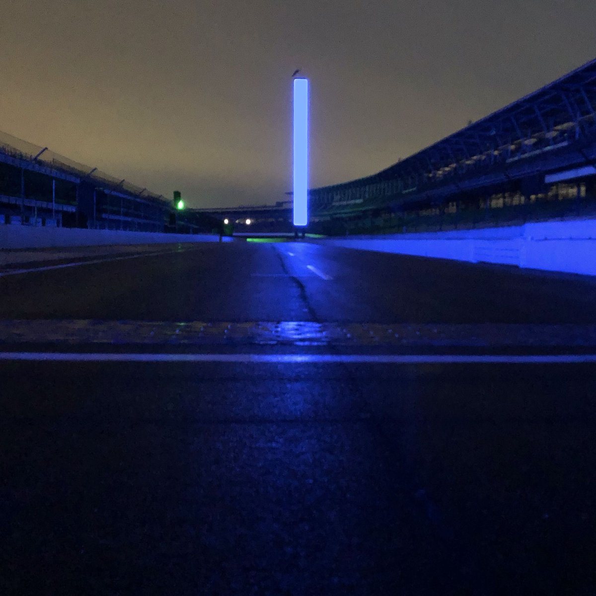 Tonight, we #LightItBlue in support of our health care workers, first responders and essential service employees on the frontlines of the fight against #COVID19. 

Thank you for your selfless service and sacrifice in support of the common good. 

#INThisTogether | #IMS