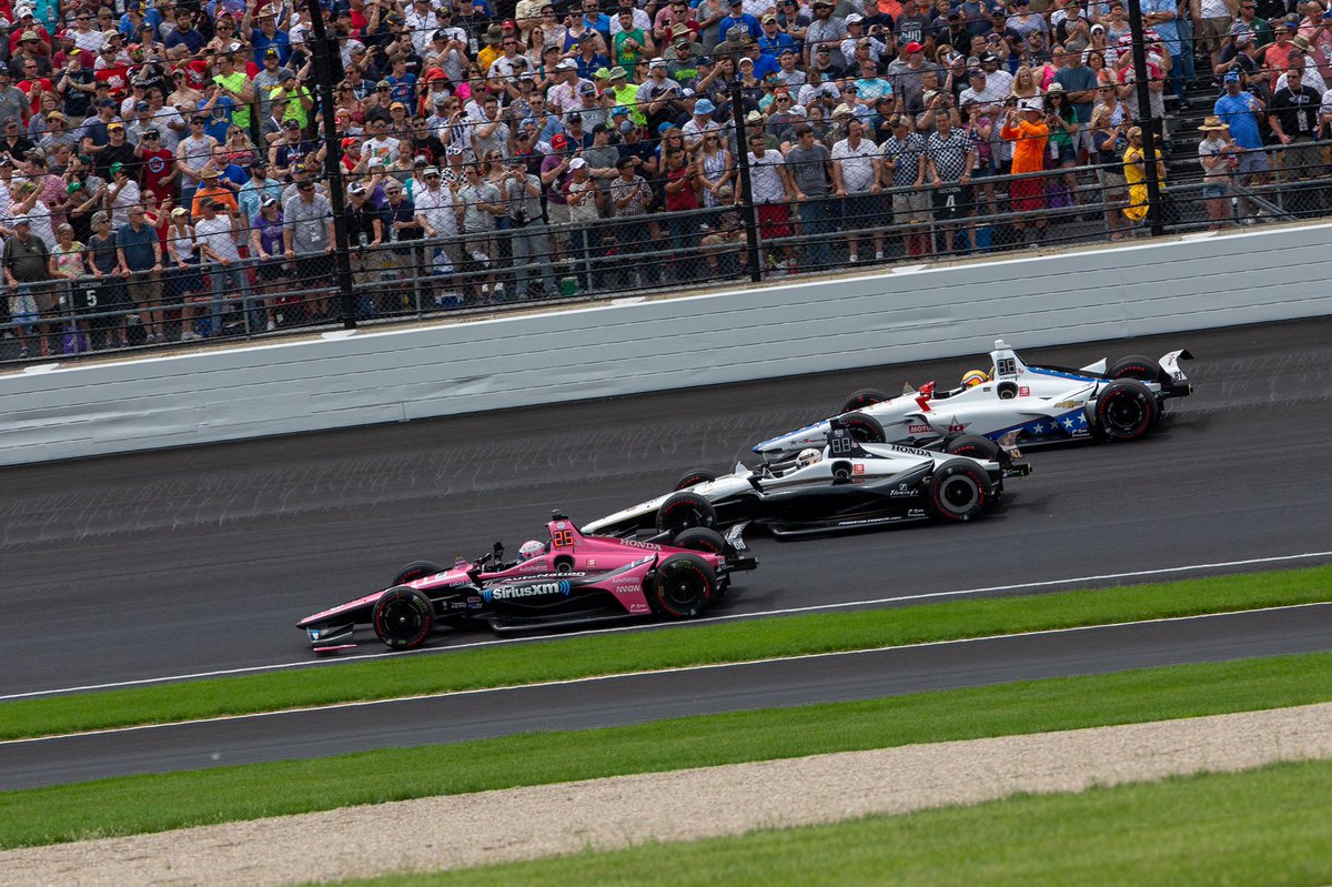 Part of my reasoning for choosing inside of turn one was to provide coverage of the start if it wasn’t clean. Thankfully, for the drivers, it was a safe beginning to the 103rd   #Indy500. Being so far away, it wasn’t a great action angle so I moved on after 5-10 laps.