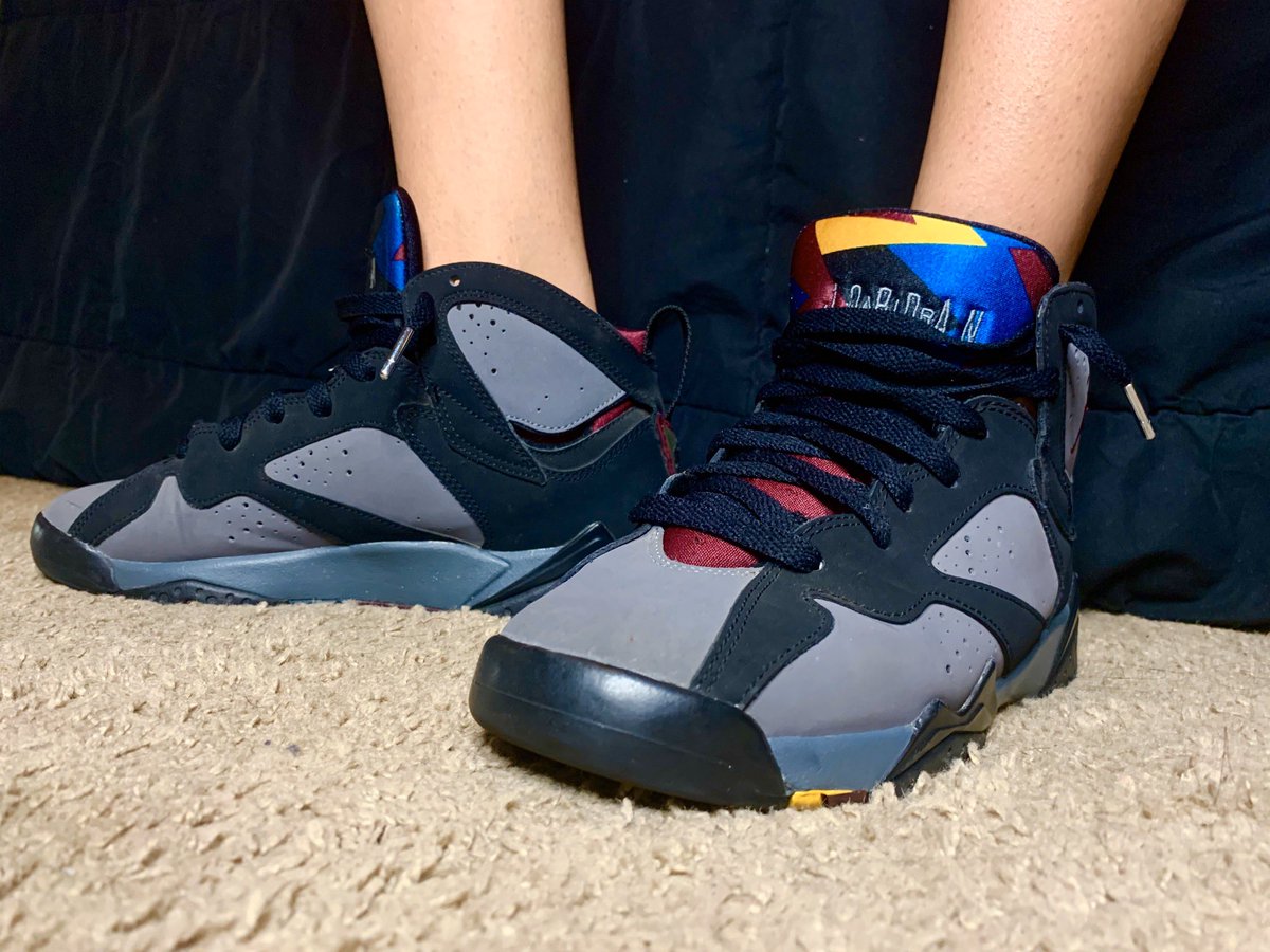 PoderosoDesigns's tweet image. #KicksWhileWeSit Bordeaux Family