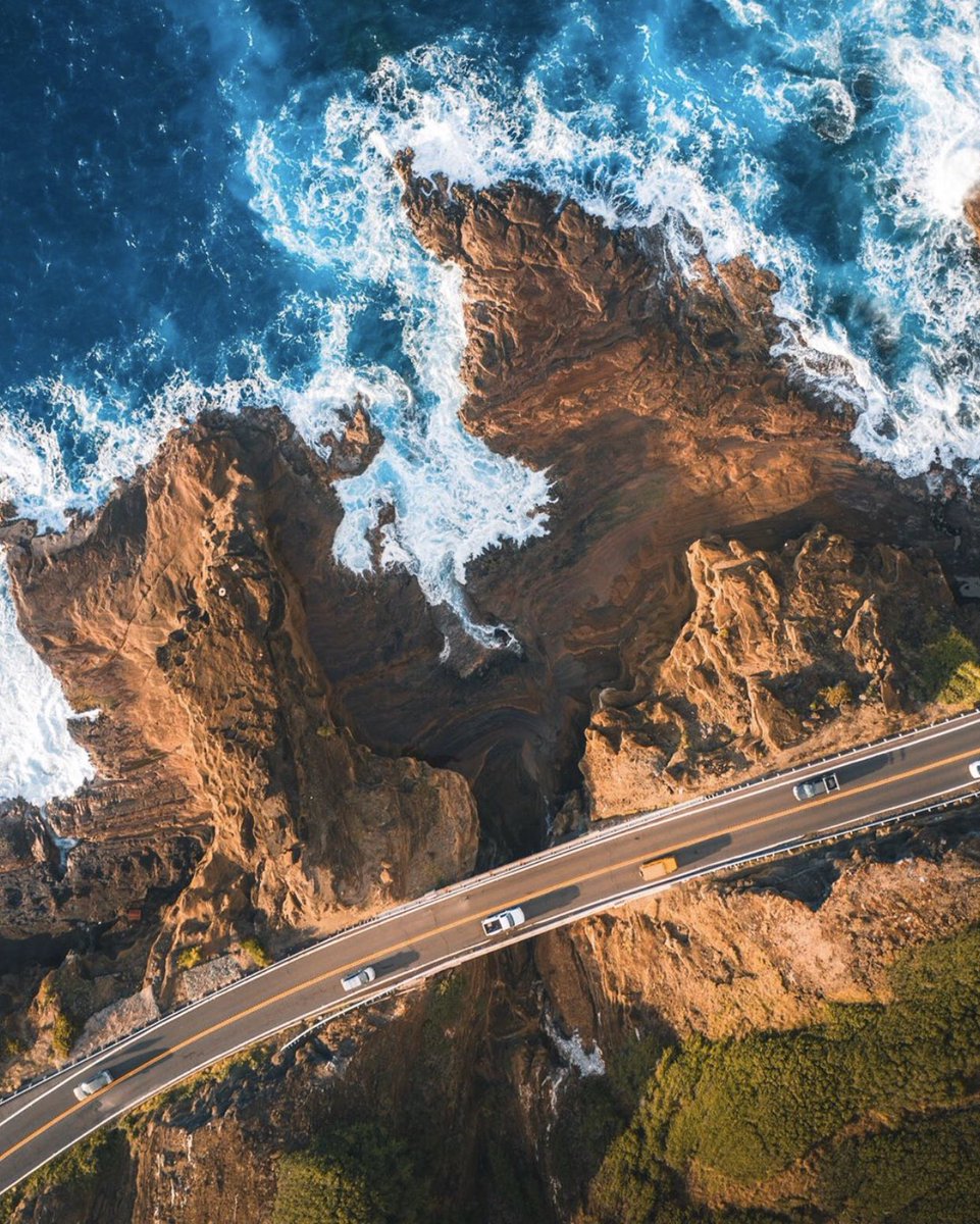 Sound off! 

How many miles away are you from the tip of Oahu? 

🔹 <a href="/derekrliang/">derek liang</a> 🔹

#OlaProperties #VisitOahu #VisitKoOlina #KoOlina #ILoveOahu #BeachBum #VisitTheIslands #ExploreHawaii

OlaProperties.com