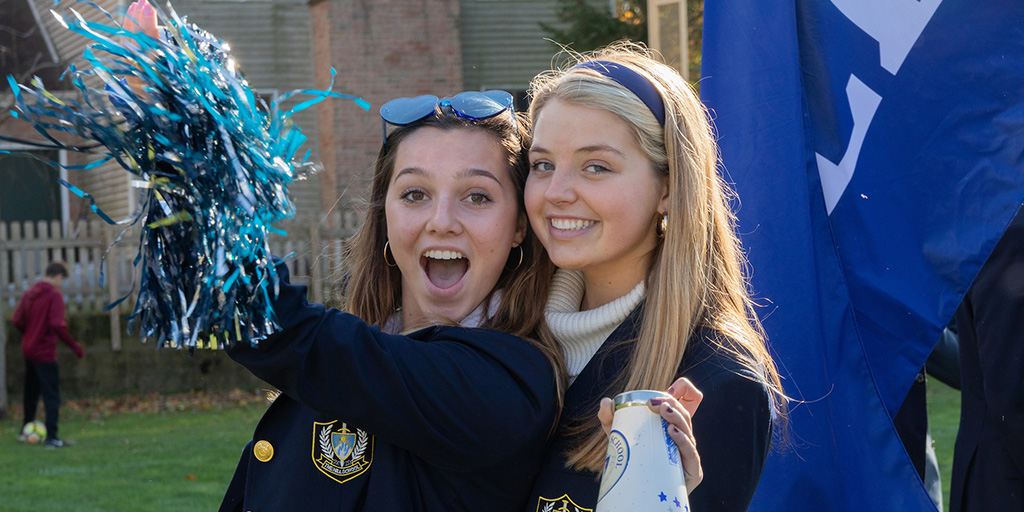 TheHillSchool's tweet photo. Podcast Alert! 🚨 Join Headmaster Lehman as he catches up with Head Prefect and Hill Legacy, Liza Moore '20, during her free period! Listen here ➡️ https://t.co/m6GWNecgSD https://t.co/BbhjvZztU5