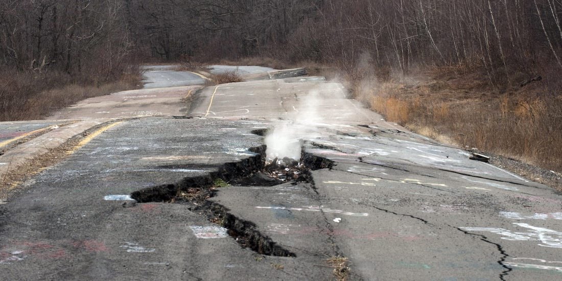 swernerauthor's tweet photo. answer to yesterday's clue is: A mine fire has been burning beneath CENTRALIA, PA since 1962! Today's clue: What are the 6 popcorn capitals of the U.S.? Which one is home to Orville Redenbacher?
What are the state nicknames &amp; why do they have them? answer provided next Tuesday. https://t.co/fAywvoOkgh