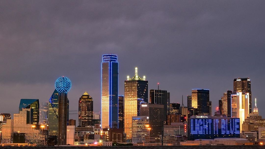 Reunion Tower tweet media