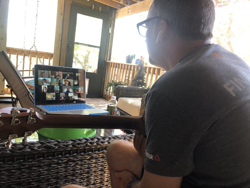 ESEModernBand's tweet photo. Hanging out and catching up with my @SiegelEagles #ModernBand group today @littlekidsrock https://t.co/yLM01MIhXE