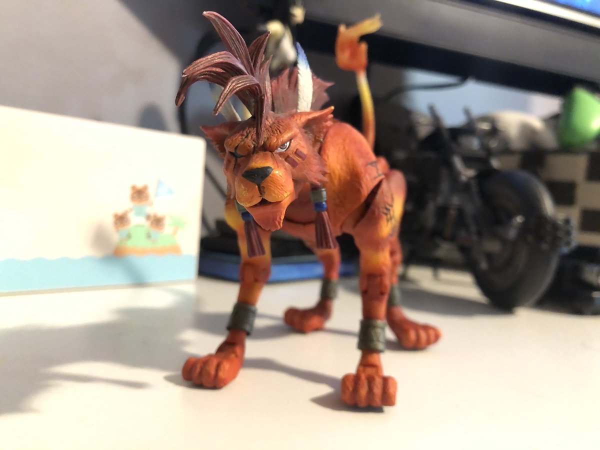 Wow I’ve done a terrible job at keeping up on this thread, and we have AN HOUR AND A HALF BEFORE VIIR IS PLAYABLE DIGITALLY. HECK!Ok for the FIVE DAYS post, here’s our best boy Nanaki, aka: Red XIII.Despite this being a very early days SQUEX play art figure, I love himmm! 