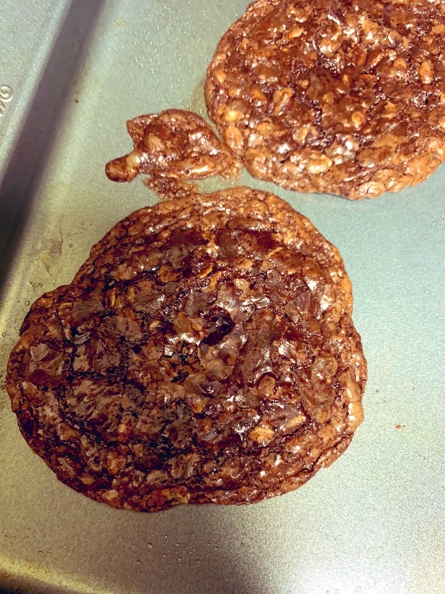 Here’s the result. The chocolate ones are cooling. The vanilla ones have already been pounced upon. These are excellent quarantine cookies. 3 tbs flour. 1 egg. Extreme crispy glory.