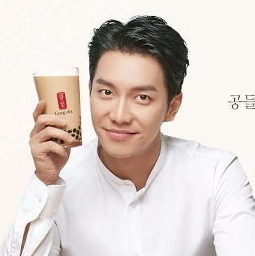 TheAnnyeongOppa's tweet photo. Gongcha wish your boyfriend was hot like me! Gongcha! Hahaha! https://t.co/gfgb4WvOO2