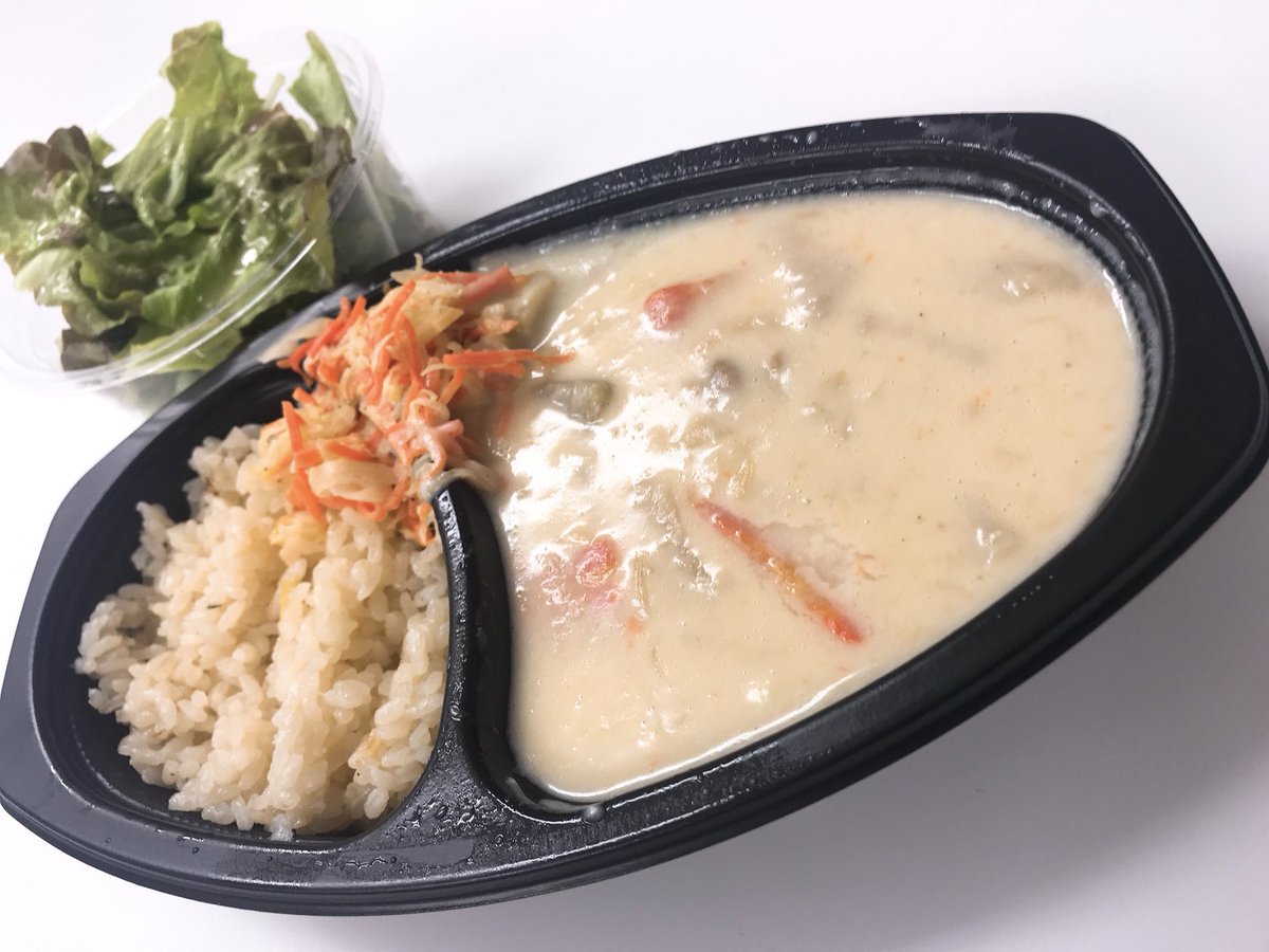 tomo221's tweet photo. @maison_de_harry さんのランチ
迷ったけれど、今日は日替わりのシチューをチョイス。

今日もうまっ！
ひとくち食べると、いろいろな旨味がじわじわ。
こんなすごいシチュー、食べた事ない。
お野菜もゴロゴロで、大根が意外にも？！美味しいです。

はぁ、ペロリと完食。笑
#アリー弁 https://t.co/5Fb3Gwq1p9