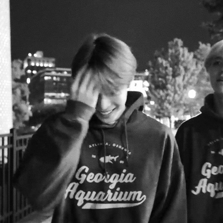 𝕶𝖎𝖈𝖐 𝖎𝖙 🥋 𓐄 

   ผม ˓ ฟรอนท์ไลน์ ˒ โดยอง 𓐄 96 🏴‍☠️ 𓈒 ผมจะมา ˓ แลกฟอล 𝖓 ตามทักครับ ˒ 

ยพท. ลฟตท