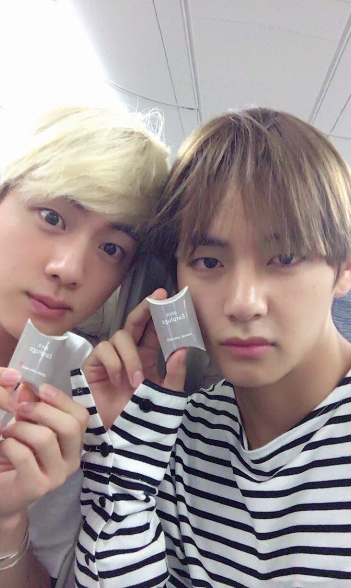 their aiplane selcas 