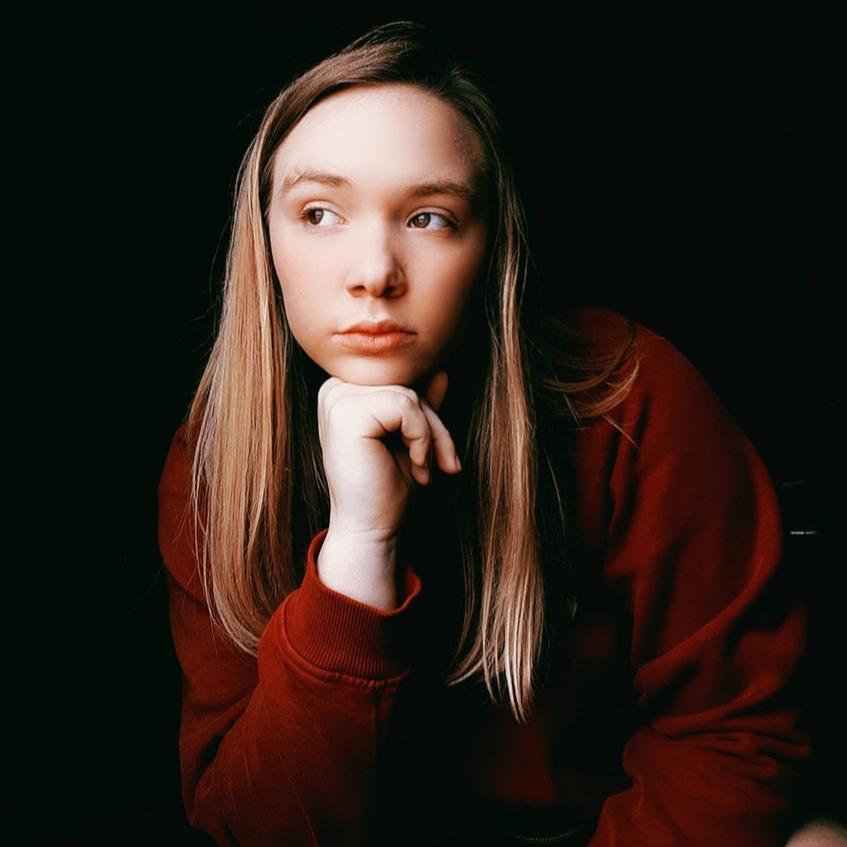 Savvy_GK's tweet photo. Senior year has ended. I had my last day of school without ever realizing it. I never got to hug my teachers or take last day of school pictures and celebrate with my friends..but it's all in God's hands and we just have to trust that His plan is greater than our understanding. https://t.co/Bw76TfWlXG