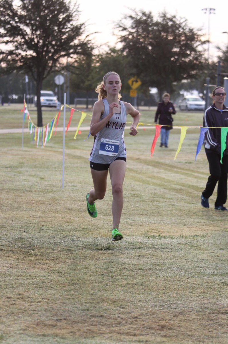 WylieTFXC's tweet photo. Senior Spotlight: Katelyn Buckley
Events &amp; PRs:
800m - 2:33
1600m - 5:17
3200m - 11:41
2000S - 7:45
5000(xc) - 18:38
College: Texas A&amp;M https://t.co/qoYV2pS0he