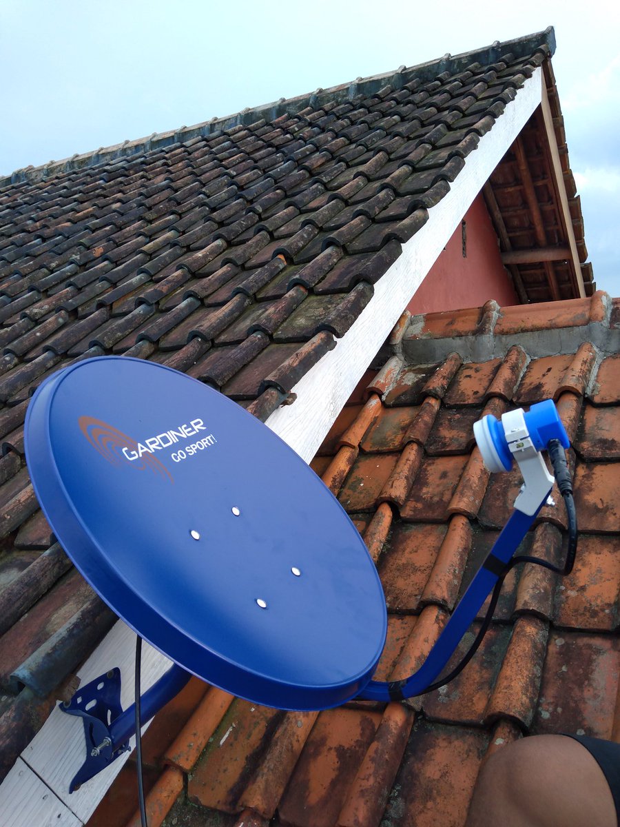 deni_ipet's tweet photo. Silahkan untuk yang butuh siaran tv dirumahnya ingin jernih tanpa semut..bisa hubungi saya..
Parabola mini tanpa biaya bulanan
#parabola #parabolamini #kvision #nexparabola
#gardiner https://t.co/cU78vtCnoH
