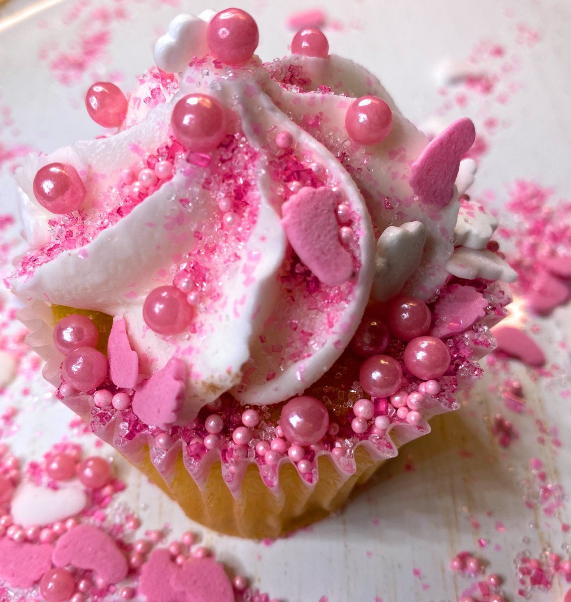 Ultimate_Baker's tweet photo. #UltimateBaker newly launched #UltimateSprinkles Girls Baby Feet #sprinkle mix are perfect for #GenderRevealParty or #BabyShower #cakes #cupcakes and #cookies!

https://t.co/q6EfgmQunZ

Share with us how you decorated with them on your #party #desserts! https://t.co/HBCCngSU4Z