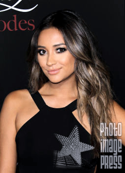 Happy Birthday Wishes to this lovely lady Shay Mitchell!        