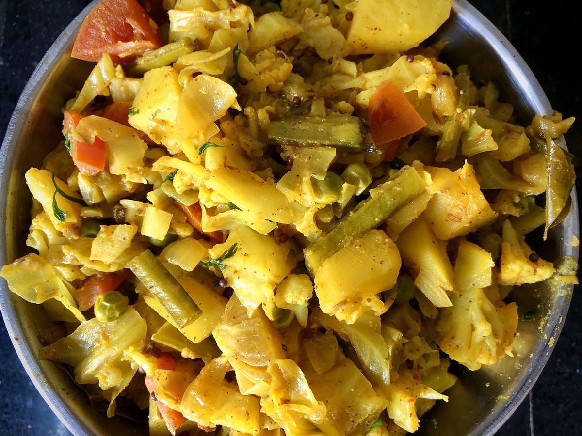 AboutIndia's tweet photo. #CurfewCooking Day number?... I’ve lost track! Had some left over mustard paste from the prawn curry that I made previously, so I added it to mixed vegetables and made a type of Odia besara. #Lockdown21 #CantStopWantToStop #notgoingout #Indianfood https://t.co/eZwQ57kVLD