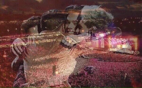 _stylesdimples_'s tweet photo. Mi state seriamente dicendo che tutto questo potrebbe ricominciare?

#OneDirection2020 https://t.co/q6Y7QMLbJZ