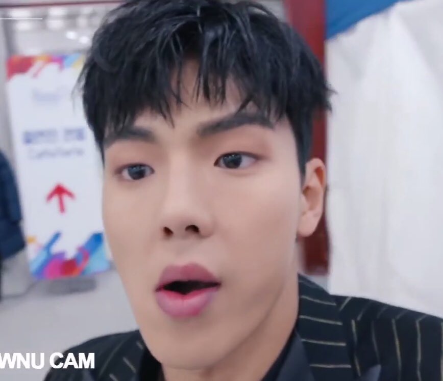 black haired shownu? we love to see it PERIODT
