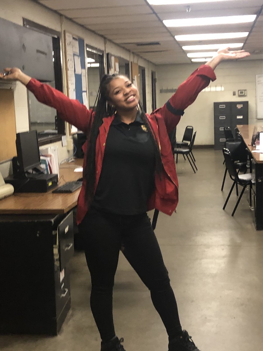 Petrina UPS tweet media