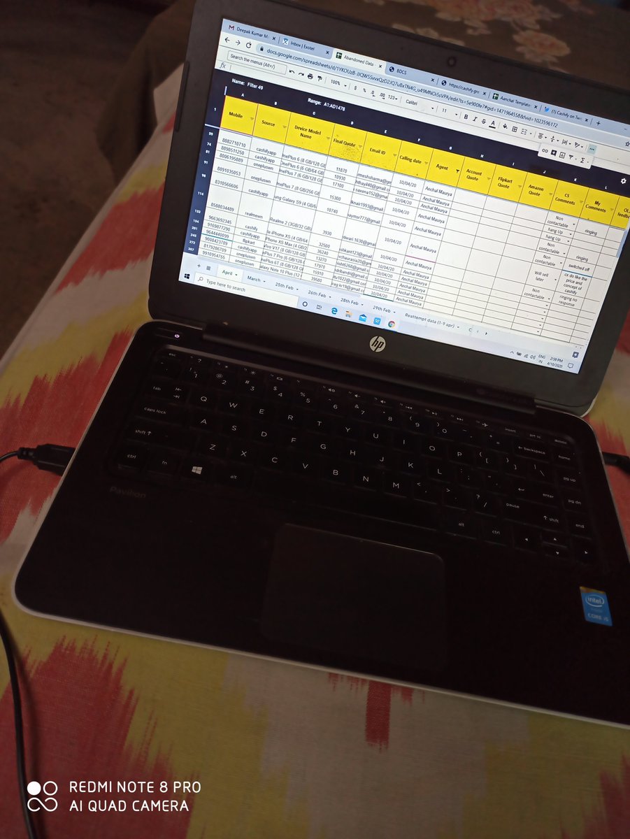 Aanchal3124's tweet photo. @cashify#Day17 #challengeaccepted My workstation for lockdown is my bed for sure with some updates from @aajtak in between . #StaySafeStayHome @Ajay43130679 @Jyotiprakash_22 @Sunil64454217 https://t.co/VpEE13PQeS