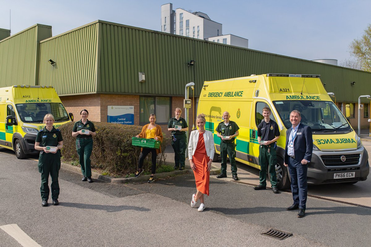 TICcareers's tweet photo. We’re delighted to announce that this week, in collaboration with @thecaringfoundation, we began donating and delivering meals to the North West Ambulance Service in Manchester and the Inner City Helping Homeless charity in Dublin. #NHSheroes.   https://t.co/3vewPSQJkG https://t.co/SzvMzN1eKo
