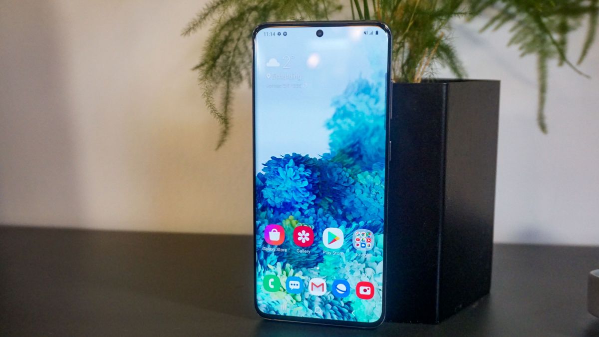 Mobile Comparisons - Xiaomi Mi 10 vs Samsung Galaxy S20. Which is your favourite?  zcu.io/1FcV #Samsung #Xiaomi #S20 #Mi10