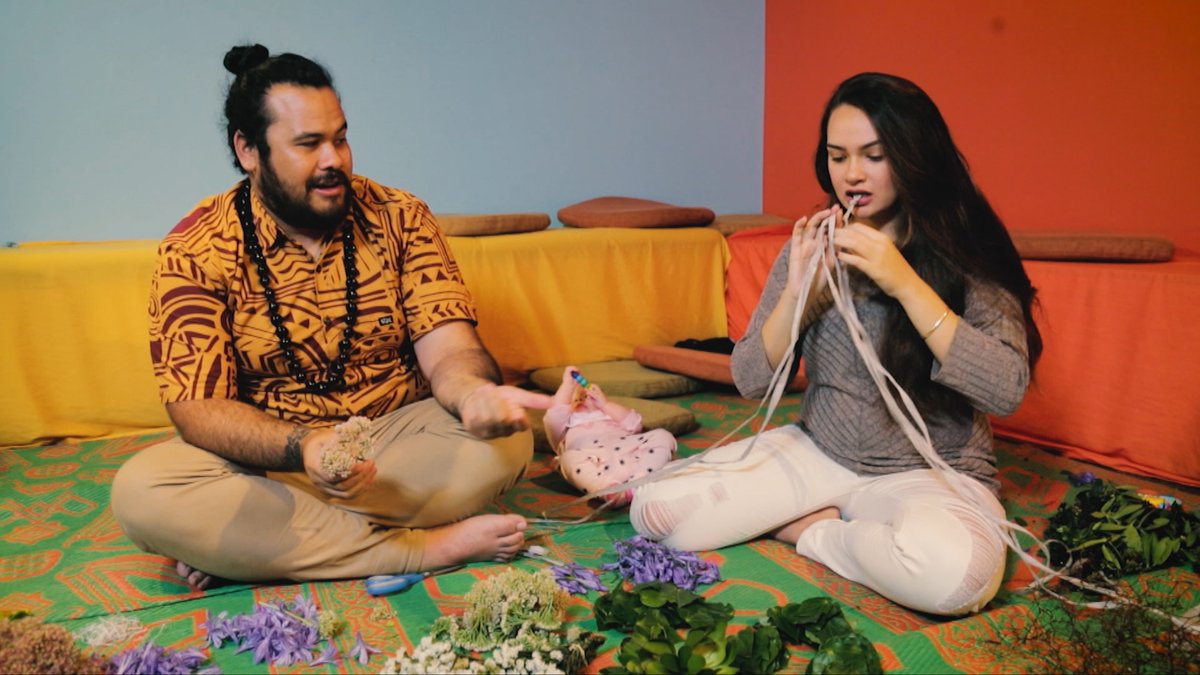 FreshTV2's tweet photo. Keen to try something creative while you're on lockdown?? How about having a go at making a Hawaiian lei?! 
Watch the experts do it on Fresh tomorrow!! 10am on TVNZ 2 #FreshOutDaBox https://t.co/cd1YG0nwpk