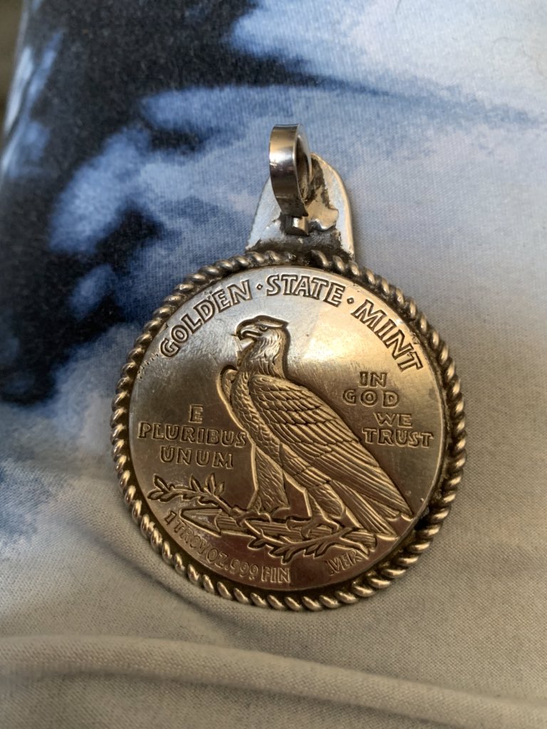 LoganPerryman's tweet photo. Buy this pendent I made today. 😉 https://t.co/3kmBaFqG01