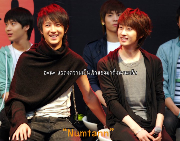 MYJ514's tweet photo. สิบปีก่อน ก็มีความสุขกับอะไรแบบนี้เนาะ 555555555555 #Hanhyuk #ฮันฮยอก https://t.co/e6NCCisTOc