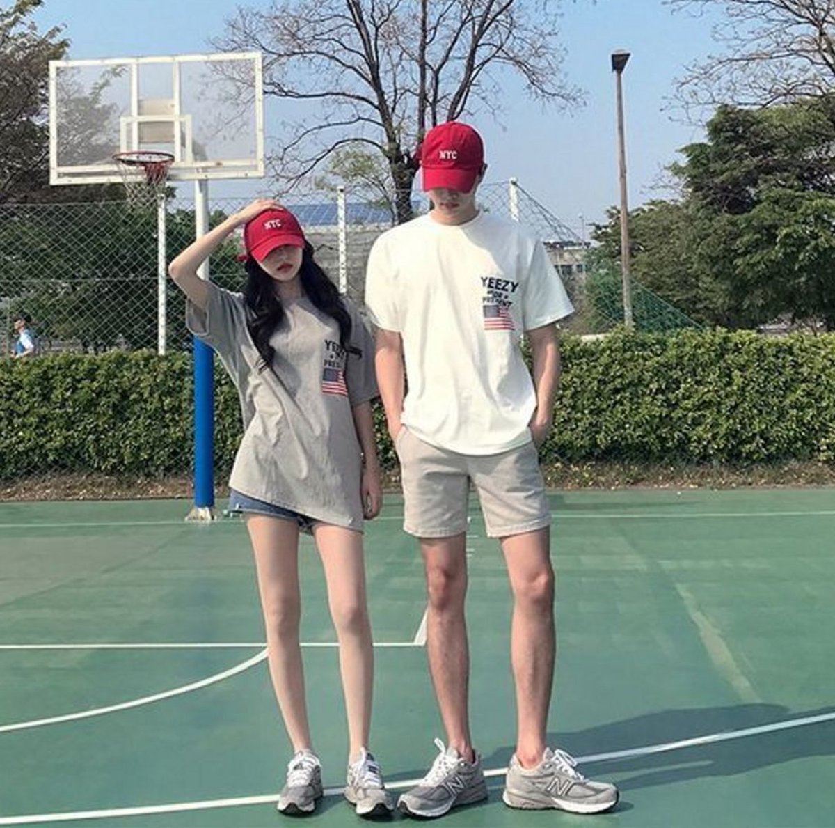 クリエイトリップ 韓国情報 Ar Twitter 韓国ファッション 韓国カップル といえば 記念日を大切にしたり 愛情表現が大きかったりと 胸キュンポイントがたくさんですよね カップル でお揃いのものを持つことを好む人も多いですが その中でも今回はこの春 クリエイトリップ 韓国情報 Ar Twitter 韓国ファッション 韓国カップル といえば 記念日を大切にしたり 愛情表現が大きかったりと 胸キュンポイントがたくさんですよね カップル でお揃いのものを持つことを好む人も多いですが その中でも今回はこの春