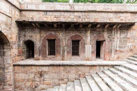niyogibooks's tweet photo. #didyouknow The Red Fort Baoli's side chambers were converted into prison cells where the officers of the #Indian Army were confined by the #British #baolis #India To know more: https://t.co/S7UDYs1NfW @IndiaHistorypic https://t.co/Gy4eFkPyne