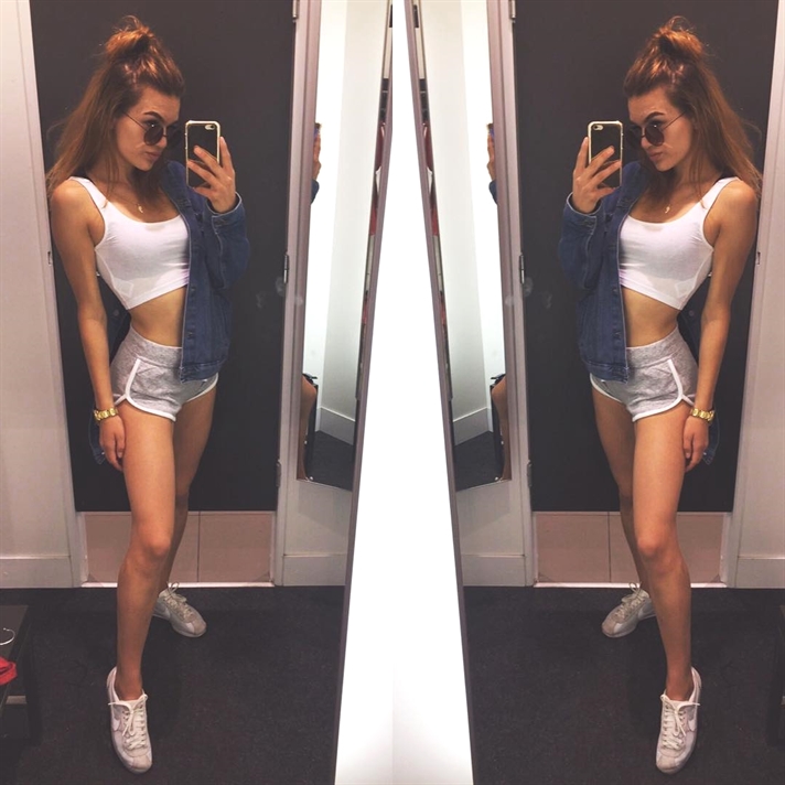 KaliyahSuc's tweet photo. Okay let’s be honest: we were totally meant to be💛🧡
#pussy #teen https://t.co/Y5wCcjUt4k