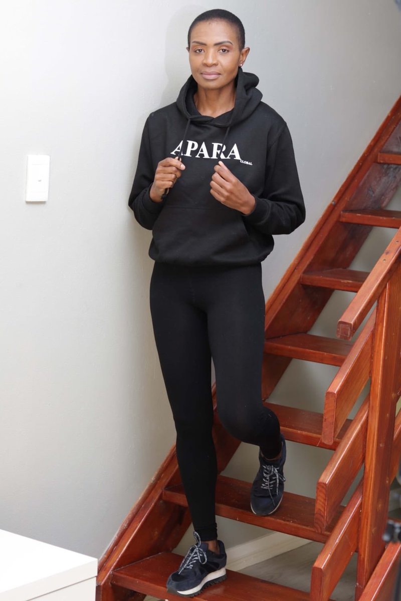 APARAGLOBAL's tweet photo. Is this not the right hoodie for today?!
#APARAFridays! Donβt Let The #StayAtHome #Blues Get You! #WakeUp #DressUp and #DoYou! βπΏ#ToughTimesDontLast.
#AtHome #StayWarm #WorkOut #JustAPARA #AboutTheFit #Fashion #Style #Hoodie https://t.co/06dDpjDGNg