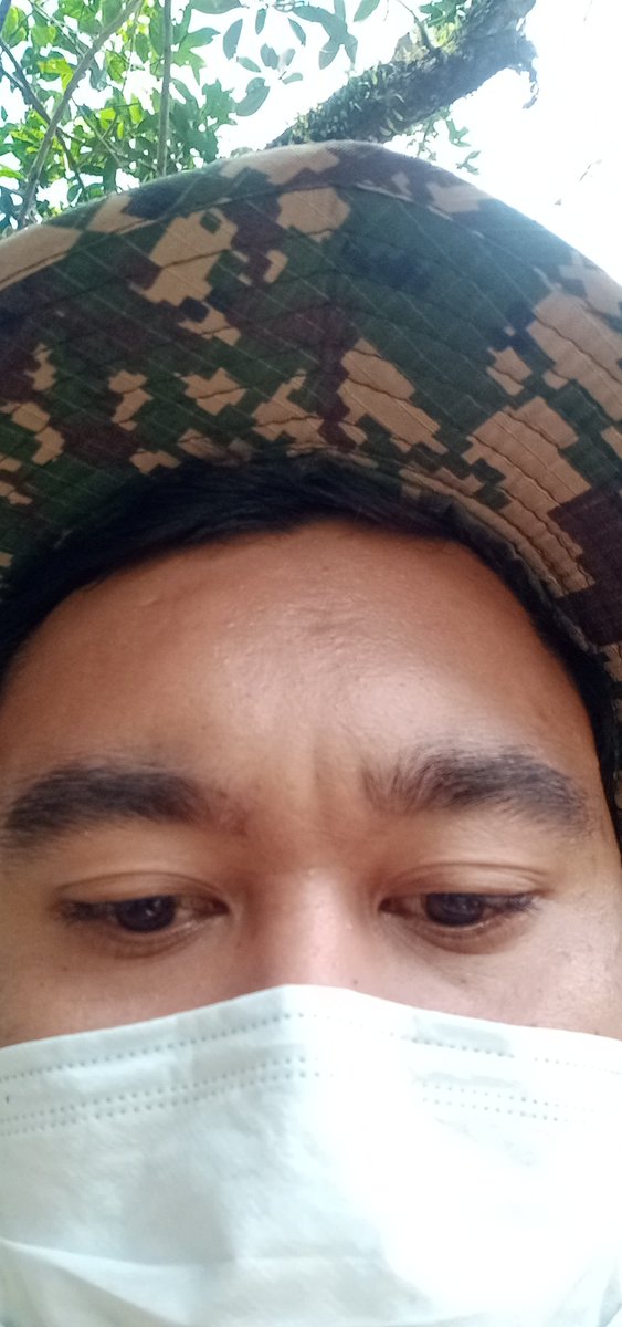 Amirulriza2's tweet photo. Bertugas https://t.co/oe306hP8Q9
